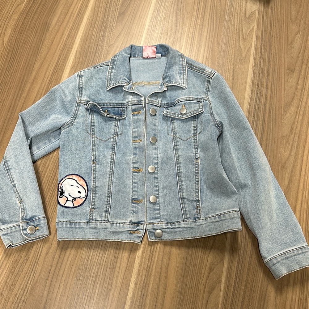 Snoopy Jean jacket size7/8